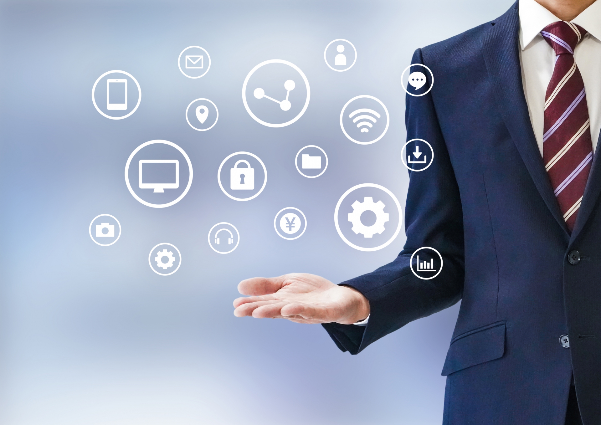 採用活動　日程調整　ツール