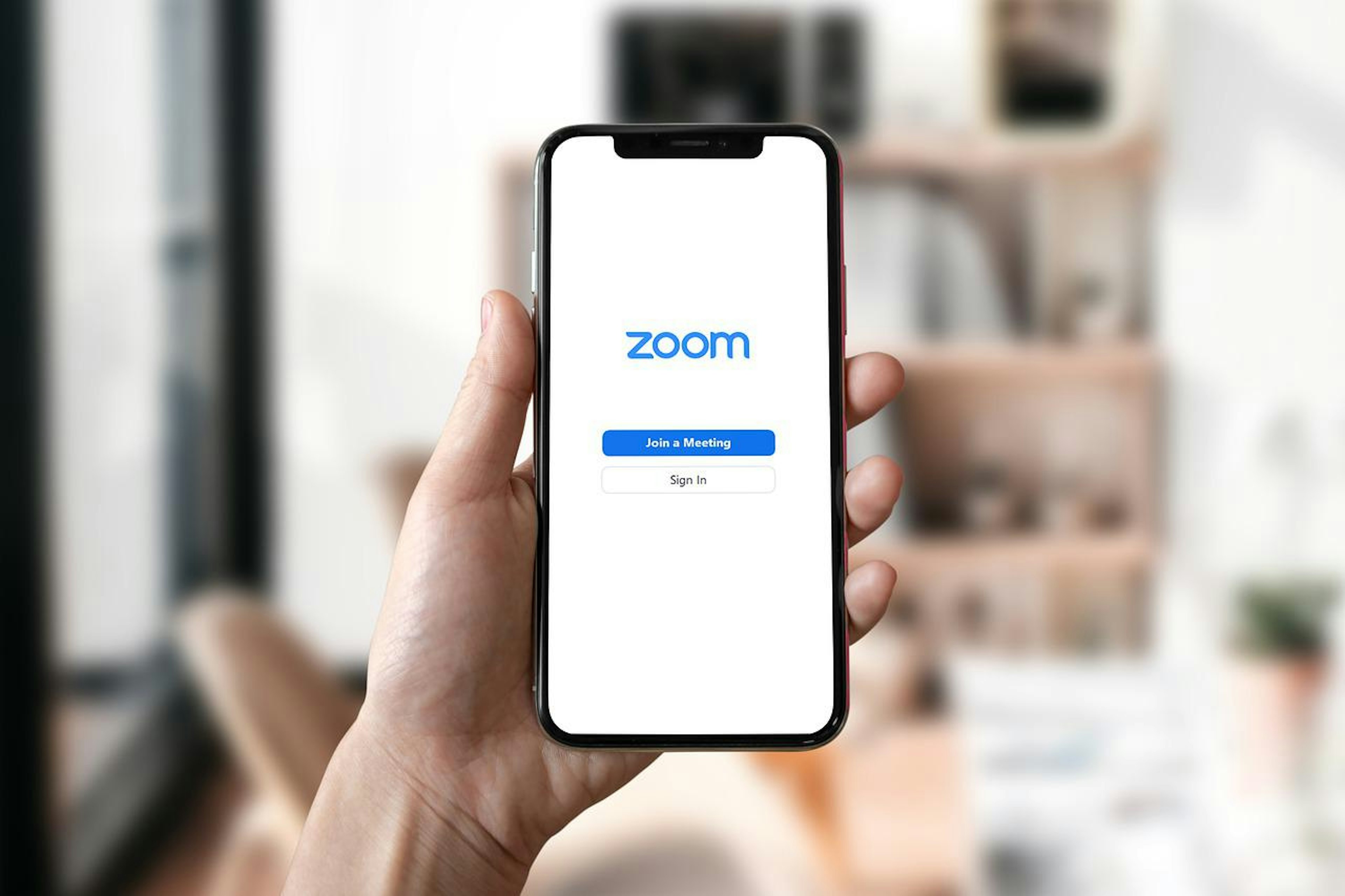 【2026年版】Zoom無料版の時間制限は？有料版との違い・できることを徹底比較